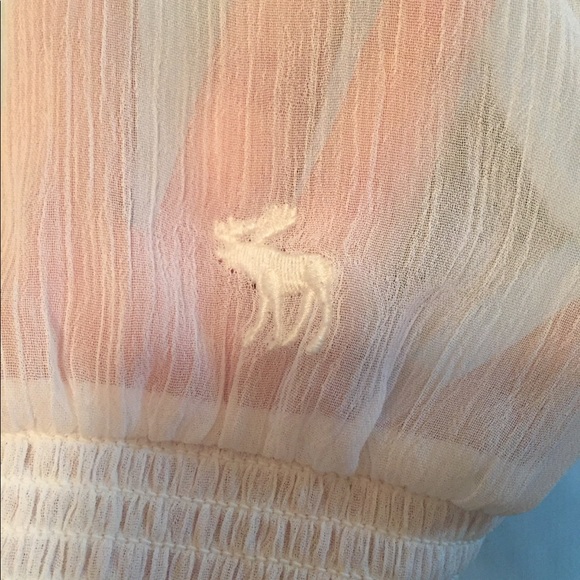 A&F Ruffled Shirt - Picture 3 of 3